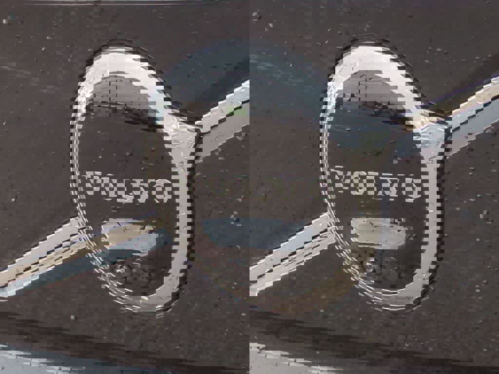 Certified 2025 Volvo EX90 Ultra image 3