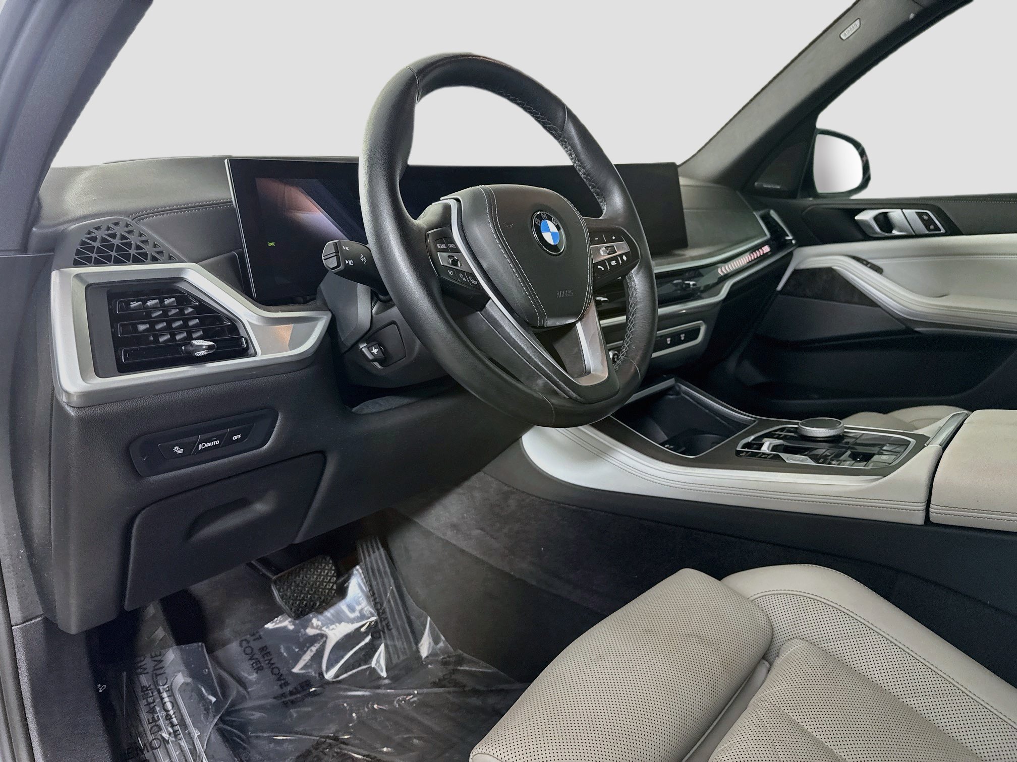 Used 2024 BMW X5 sDrive40i w/ Premium Package RWD image 23