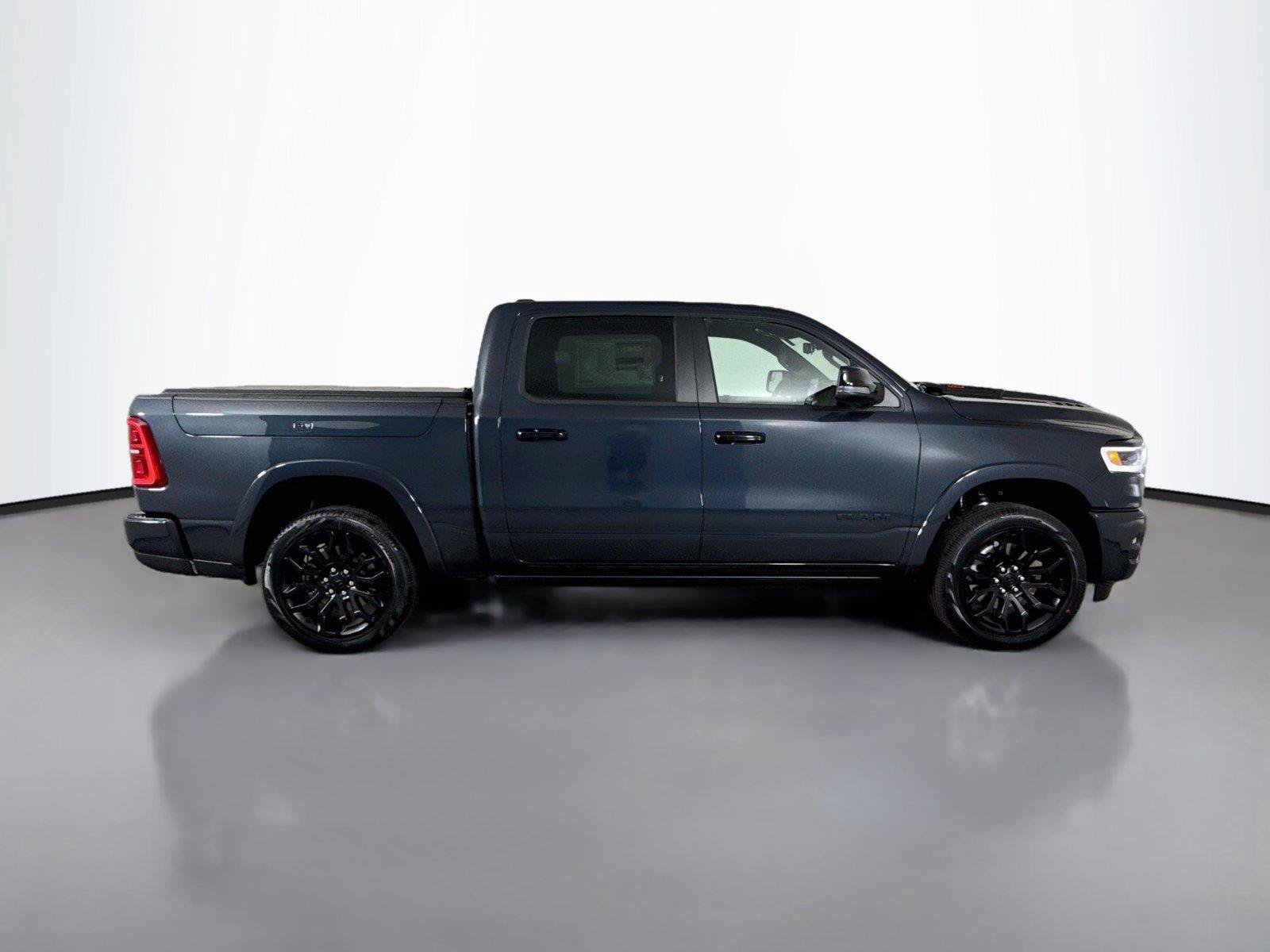 New 2027 RAM 1500 Limited AWD/4WD image 18