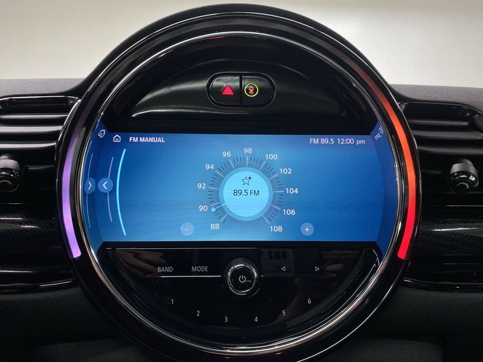 Used 2022 MINI Cooper Clubman S w/ Signature Upholstery Package AWD/4WD image 16