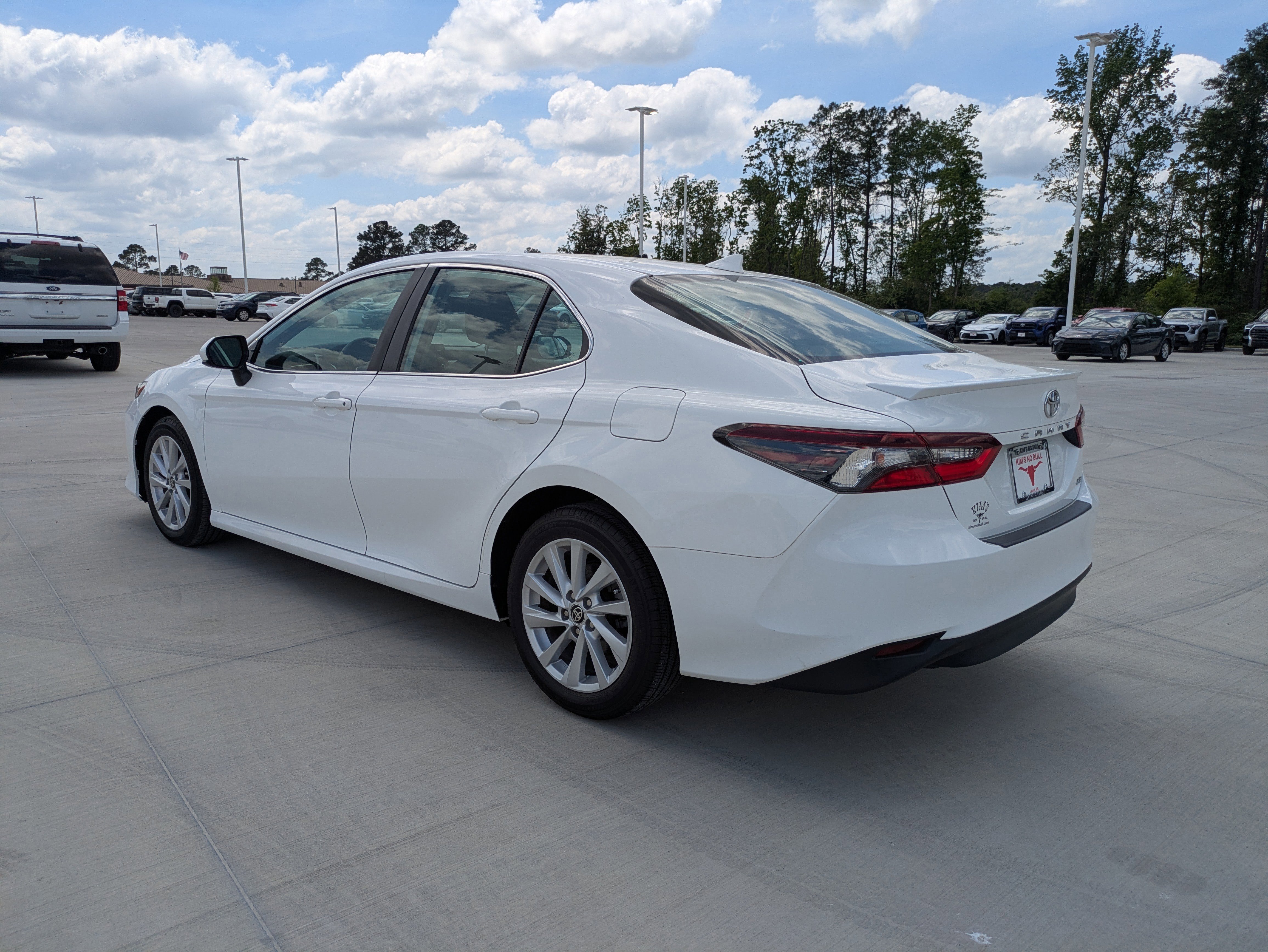 Certified 2023 Toyota Camry LE FWD image 5