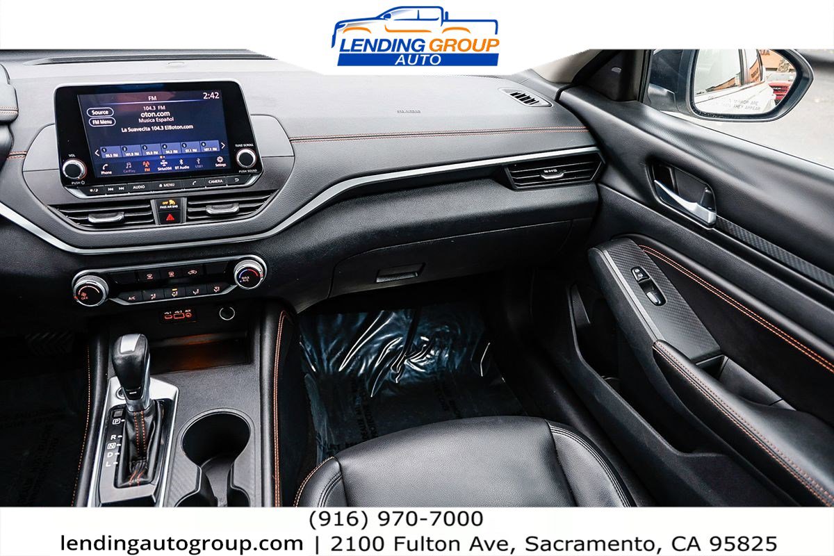 Used 2022 Nissan Altima 2.5 SR FWD image 15