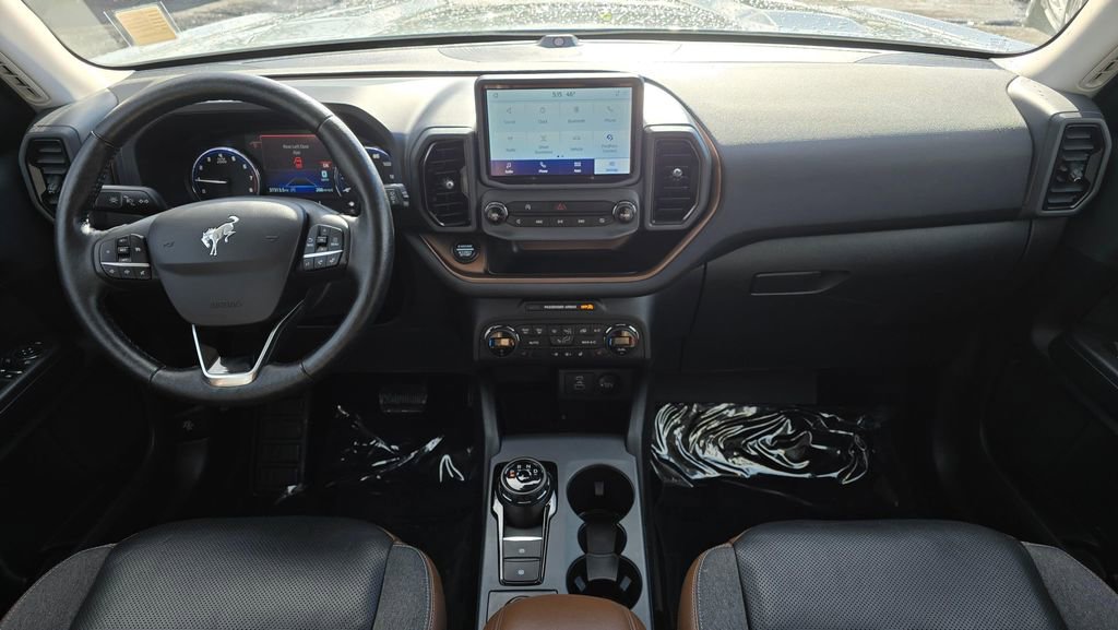 Used 2021 Ford Bronco Sport Outer Banks w/ Outer Banks Package (96D) image 18