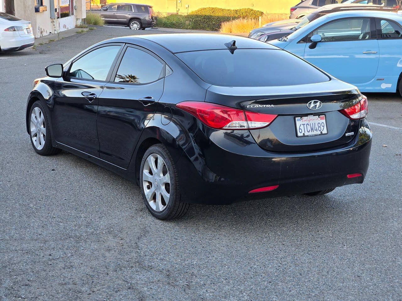 Used 2012 Hyundai Elantra Limited w/ Technology Pkg 5 FWD image 15