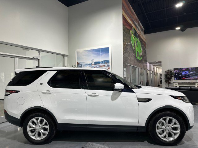 Used 2019 Land Rover Discovery SE AWD/4WD image 26