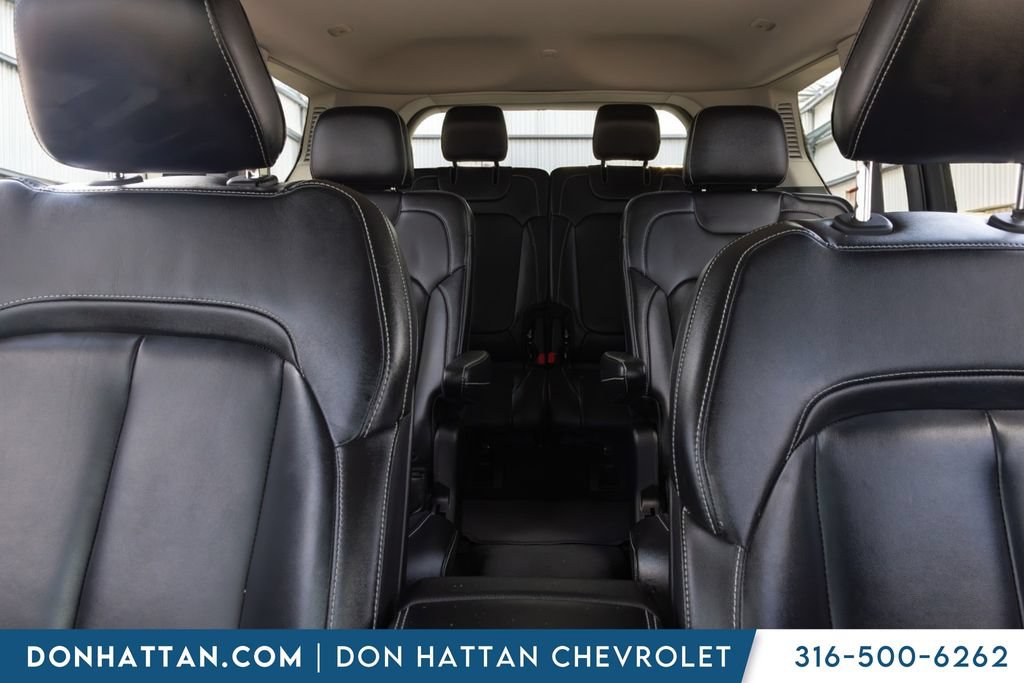 Used 2022 Jeep Grand Cherokee L Limited AWD/4WD image 17