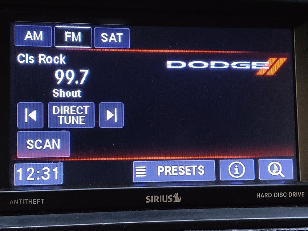 Used 2019 Dodge Grand Caravan SXT image 25