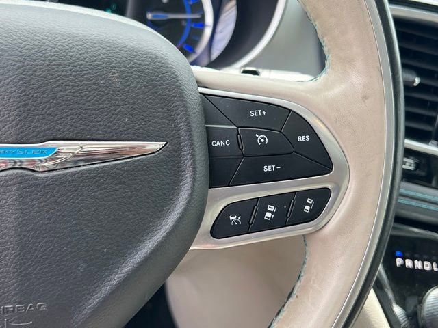 Used 2020 Chrysler Pacifica Limited w/ Advanced Safetytec Group FWD image 21