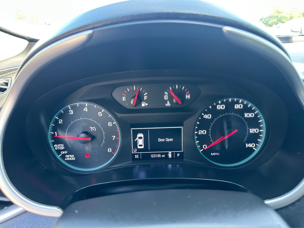Used 2023 Chevrolet Malibu LT w/ Driver Confidence Package FWD image 18