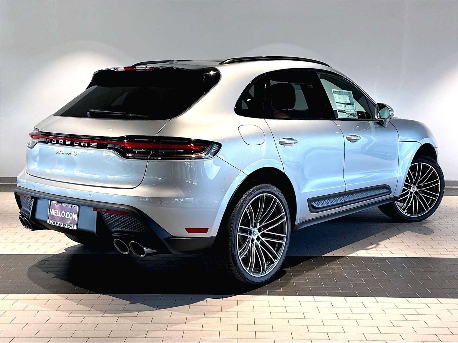 New 2026 Porsche Macan S AWD/4WD image 7