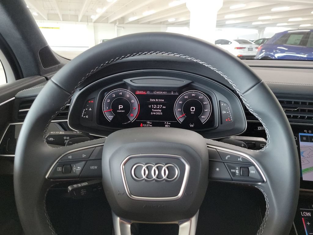 Certified 2025 Audi Q7 3.0T Prestige w/ Prestige Package AWD/4WD image 13
