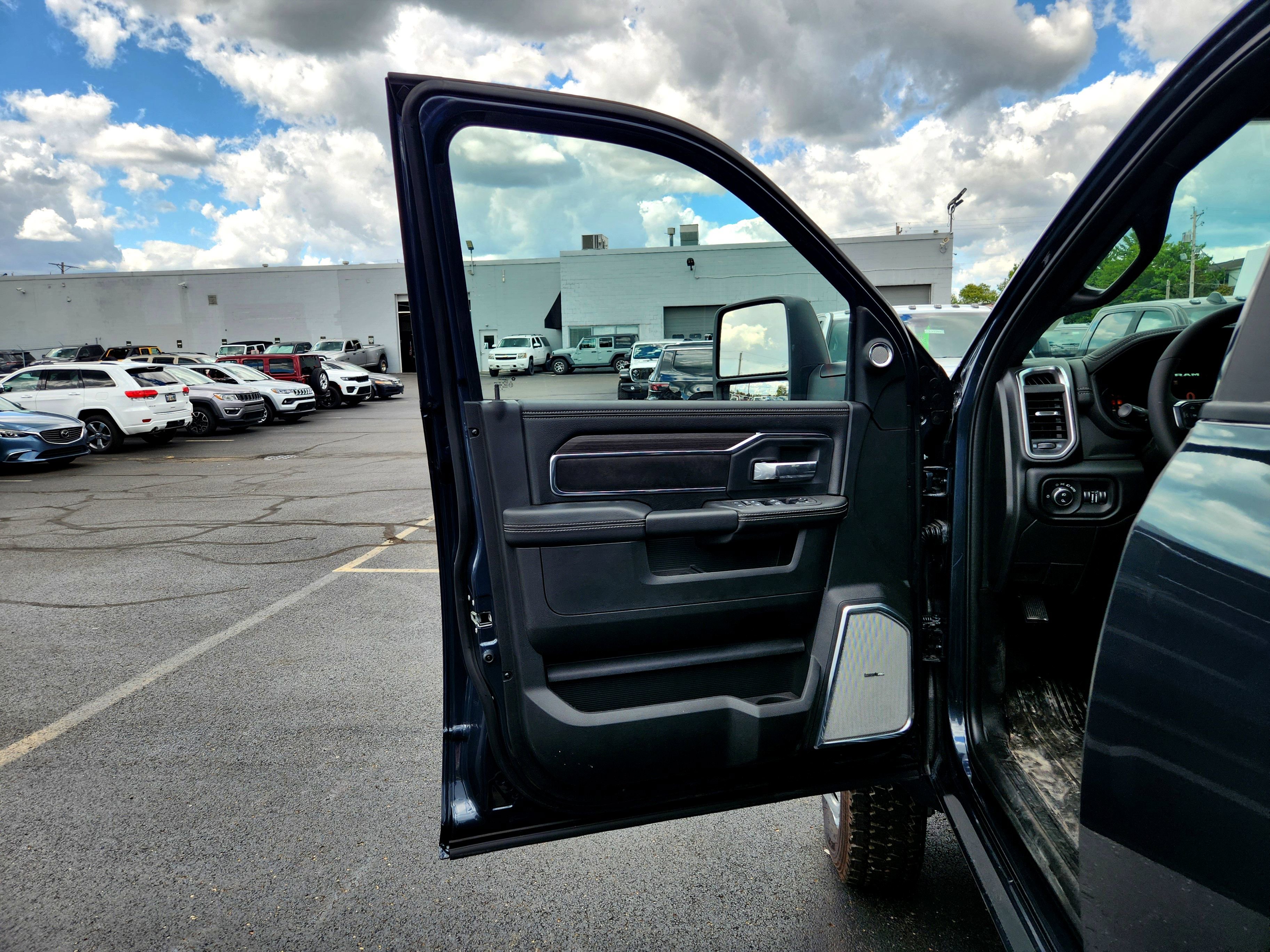 New 2026 RAM 4500 4x4 Crew Cab DRW w/ Laramie Trim Package image 13