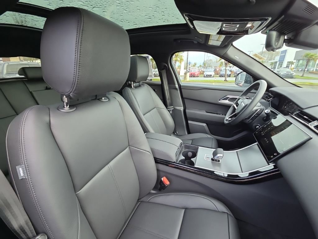 New 2026 Land Rover Range Rover Velar S image 21