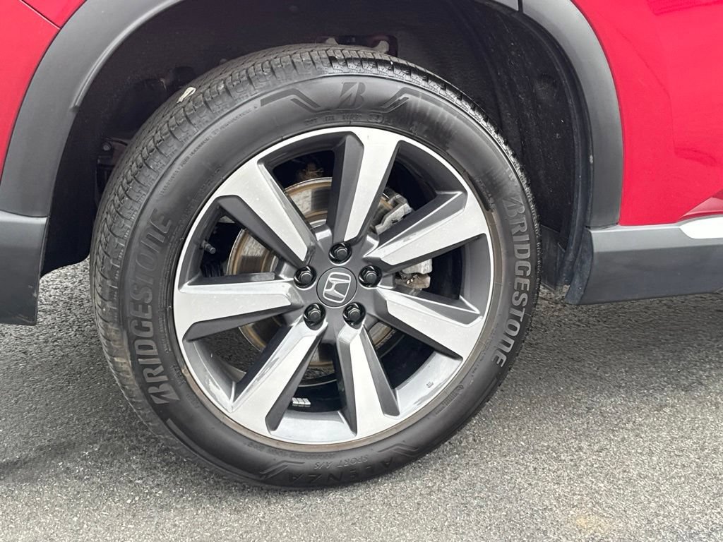 Certified 2025 Honda Pilot Elite image 9