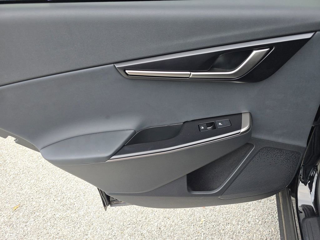 New 2025 Kia EV6 Light w/ Light LR Technology Package image 23