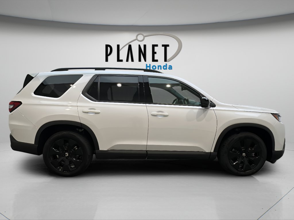 New 2026 Honda Pilot Black Edition image 8