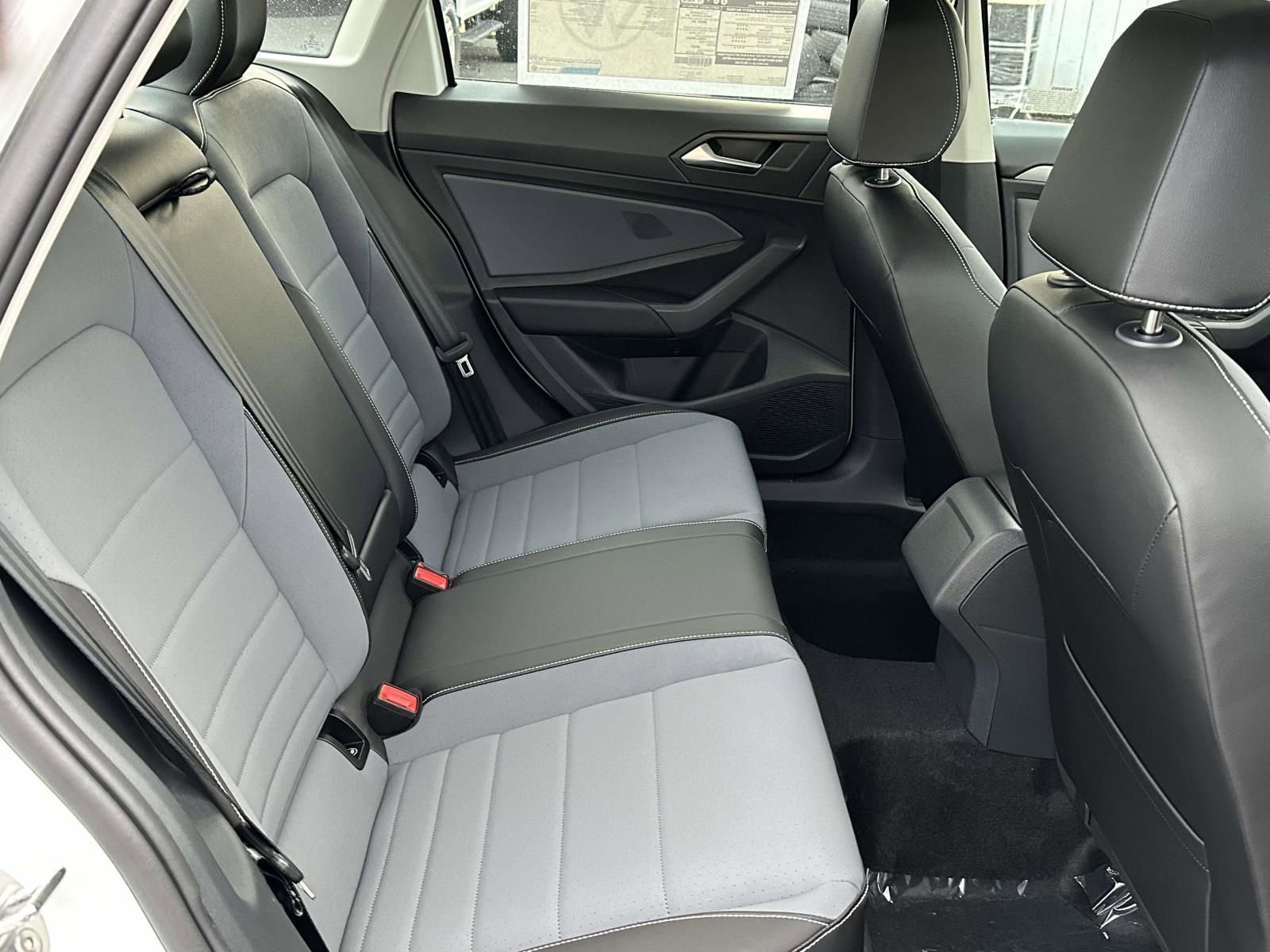 New 2026 Volkswagen Jetta SE image 15