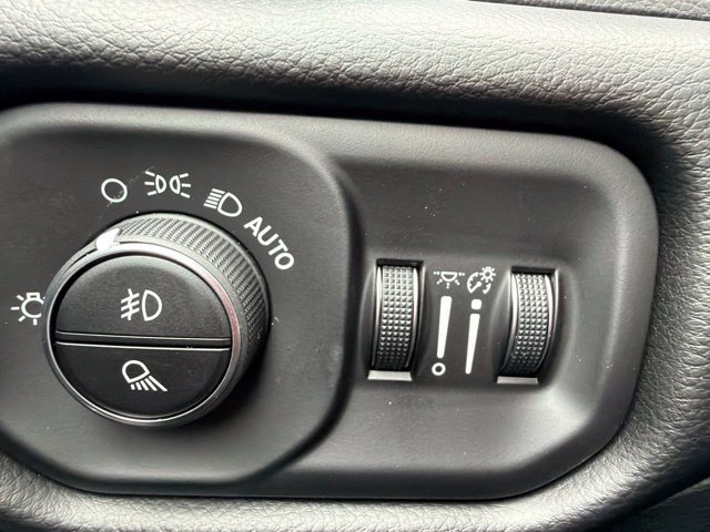New 2027 RAM 1500 Laramie AWD/4WD image 34