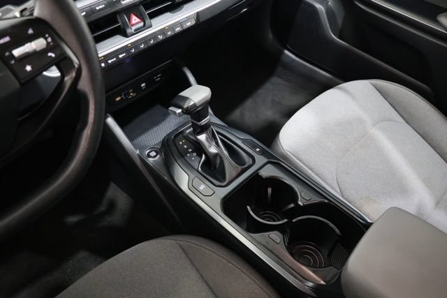 Used 2025 Kia K4 FWD image 28