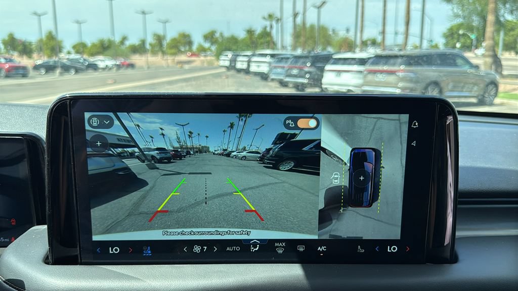 New 2026 Lincoln Aviator AWD w/ Jet Appearance Package image 15