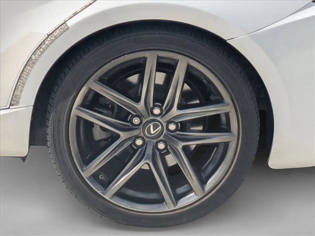 Used 2017 Lexus IS 200t image 9