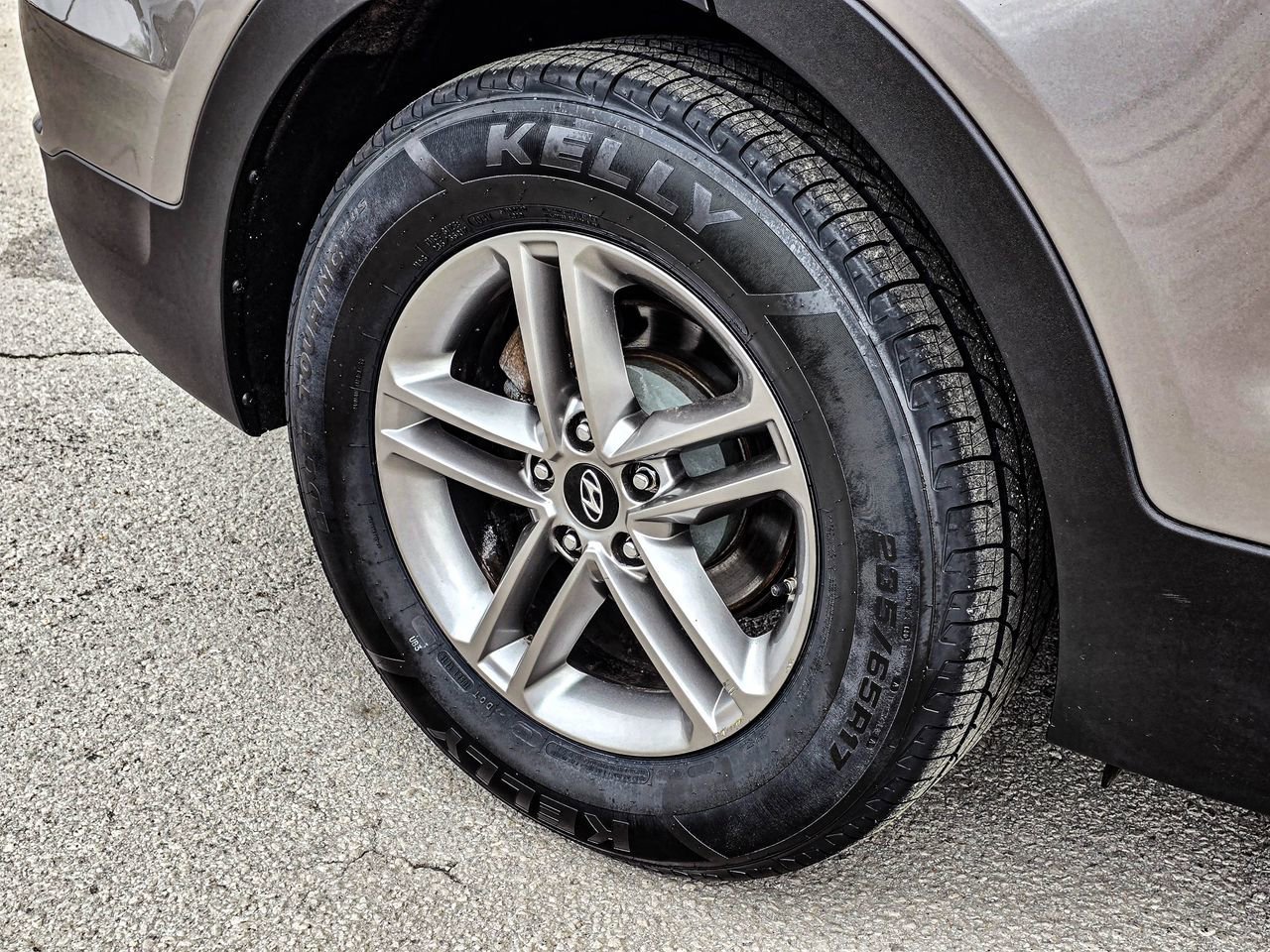 Used 2018 Hyundai Santa Fe Sport image 8