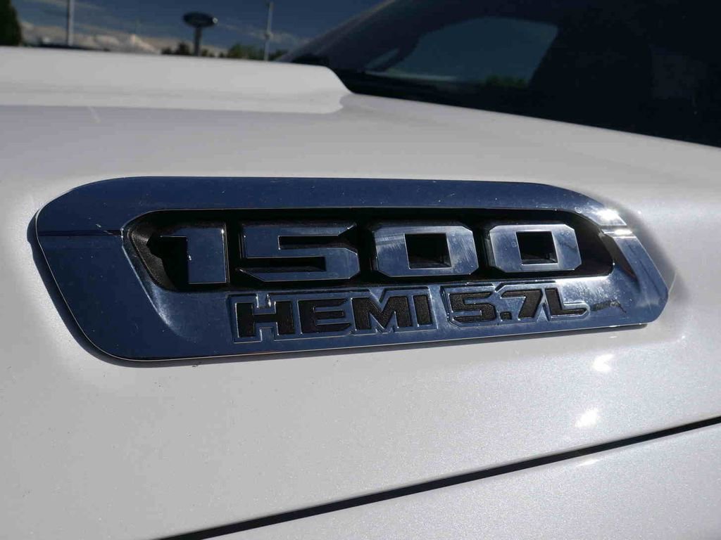 Used 2022 RAM 1500 Limited w/ Body-Colour Bumper Group image 36