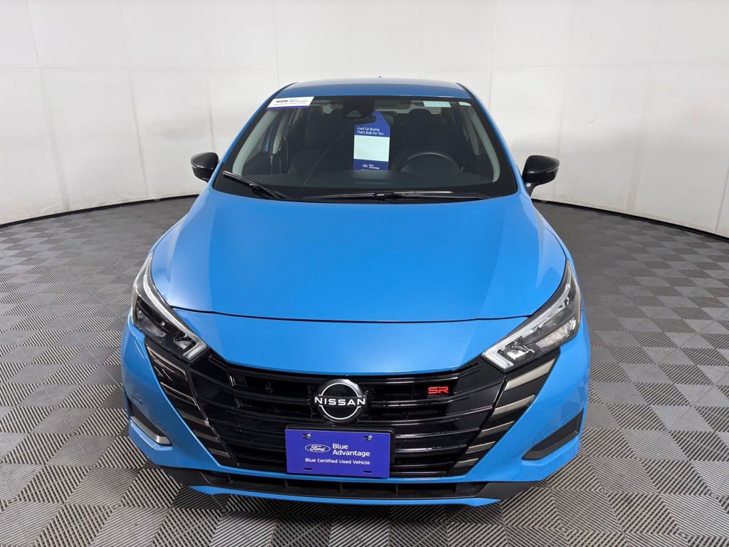 Used 2025 Nissan Versa SR w/ Trunk Package image 2