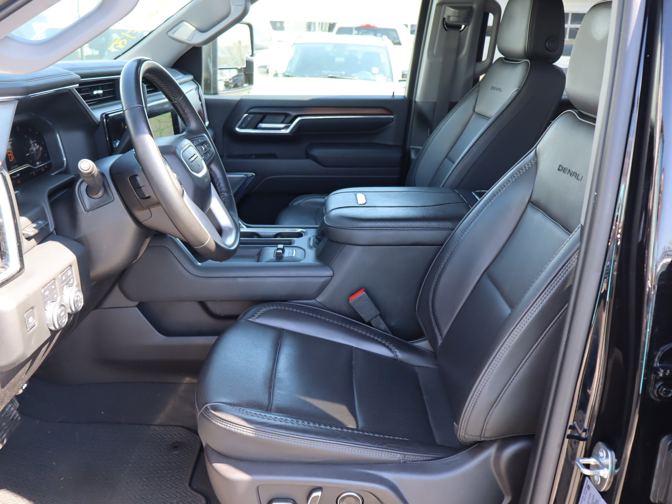 Certified 2024 GMC Sierra 2500 Denali w/ Denali Reserve Package image 21