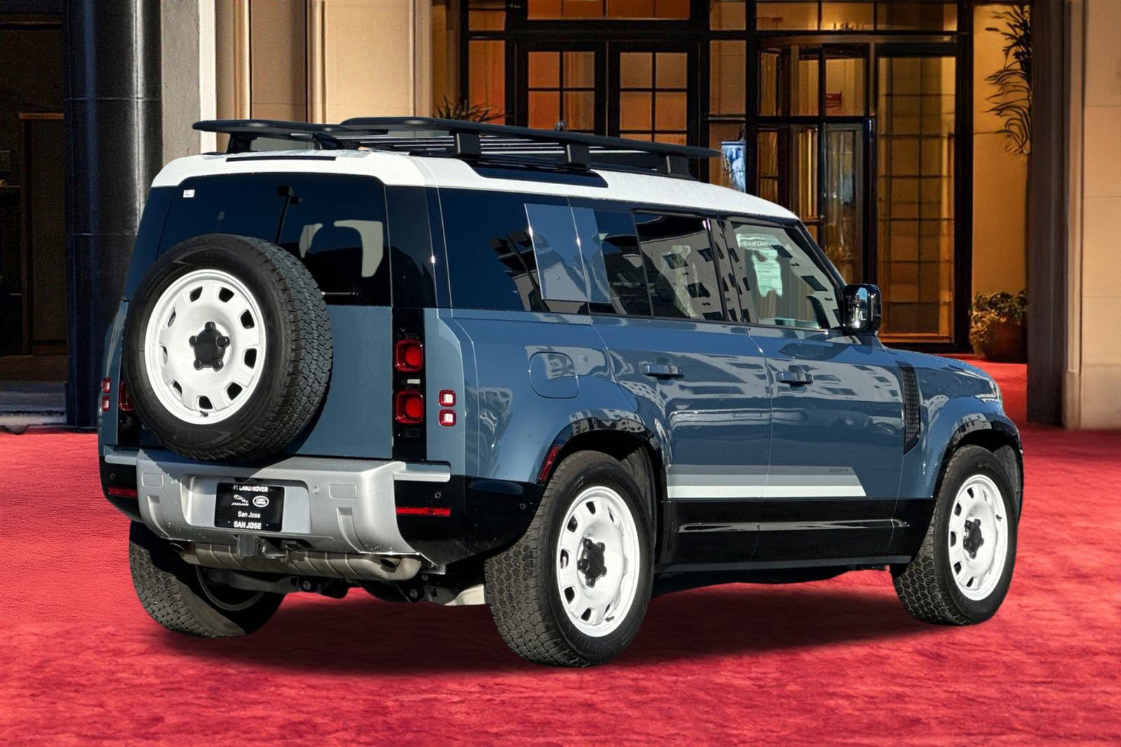 Used 2025 Land Rover Defender 110 S image 10