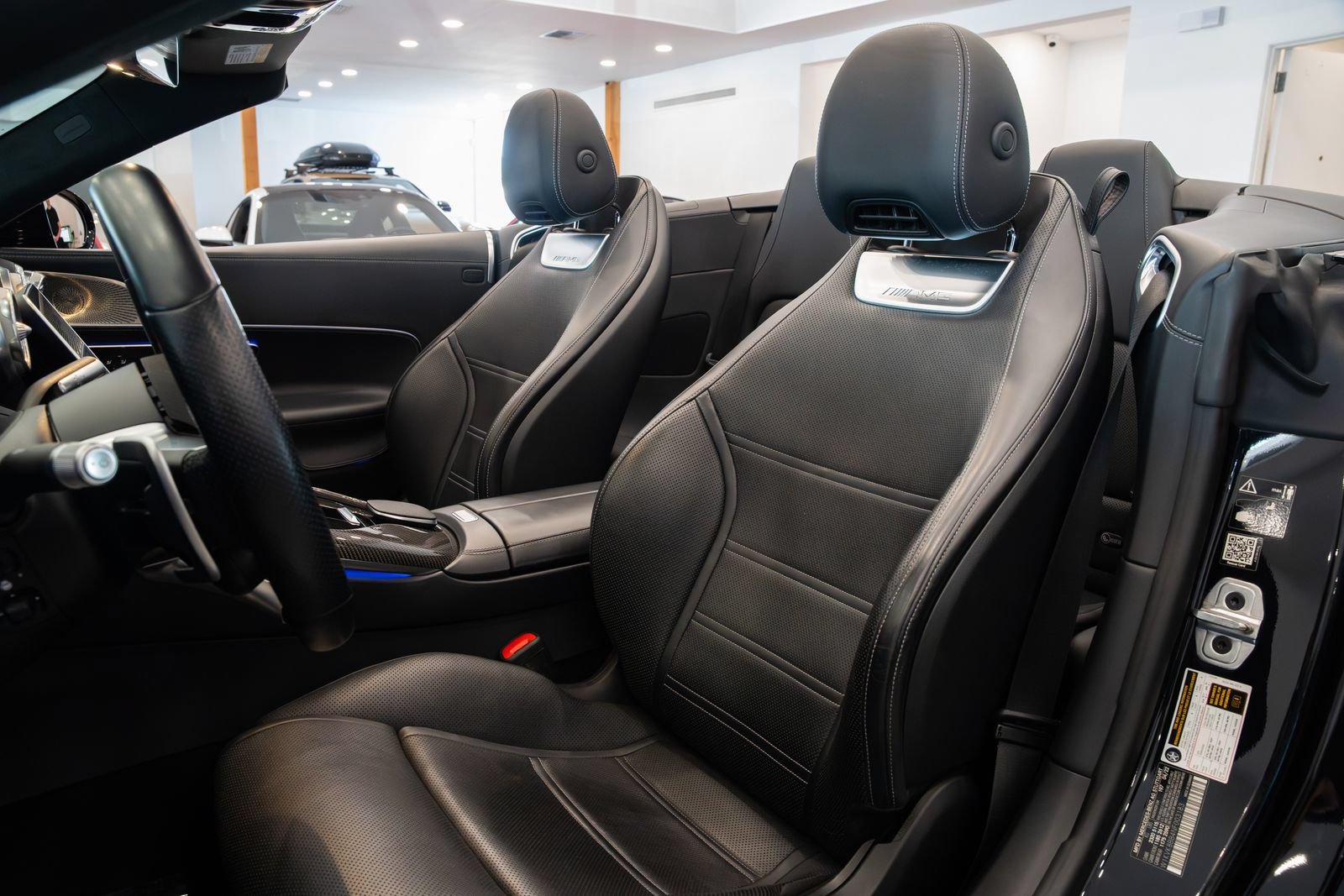 Used 2022 Mercedes-Benz SL 63 AMG 4MATIC image 25