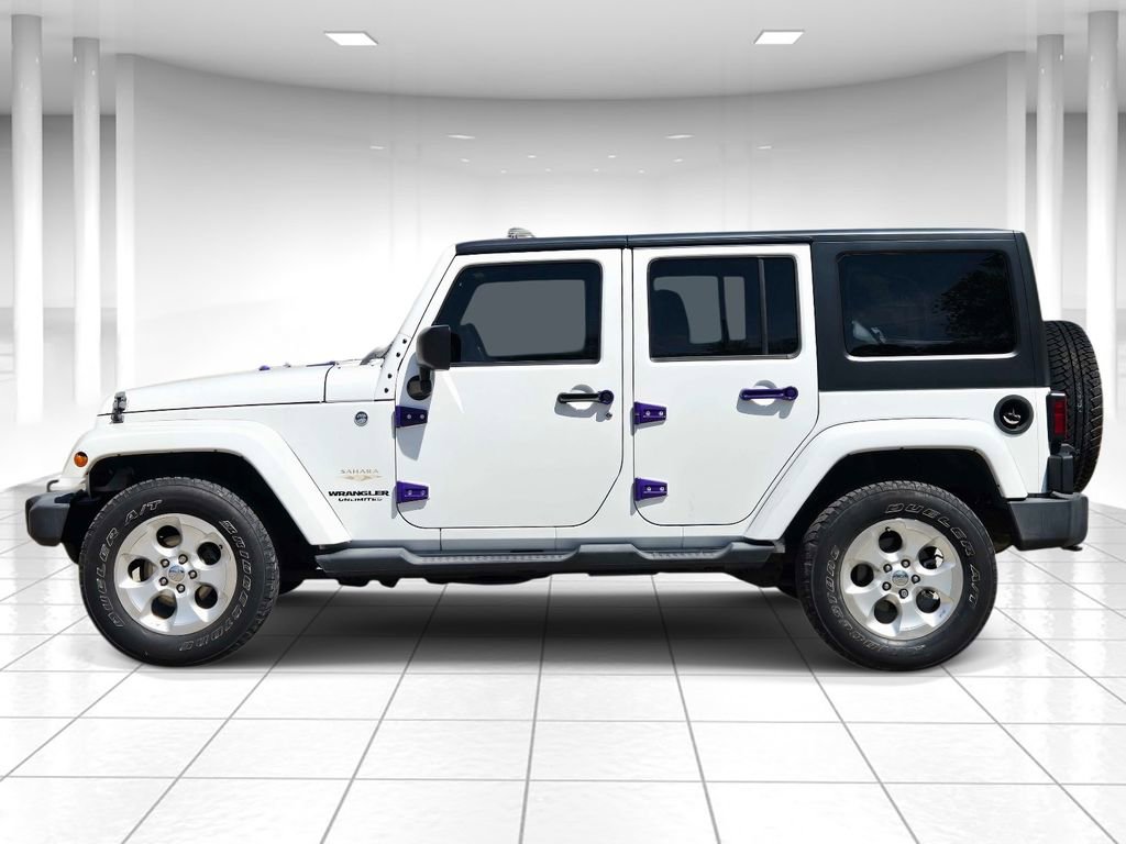 Used 2013 Jeep Wrangler Unlimited Sahara w/ Connectivity Group AWD/4WD image 6