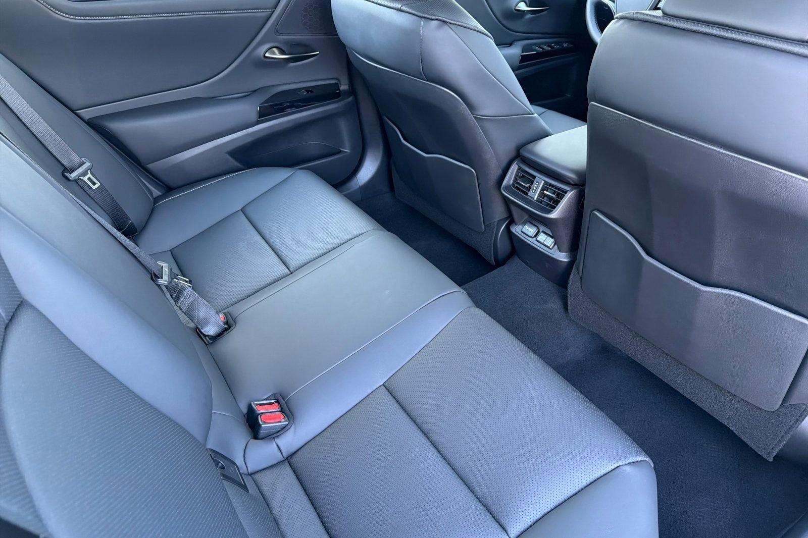 Used 2025 Lexus ES 350 image 30