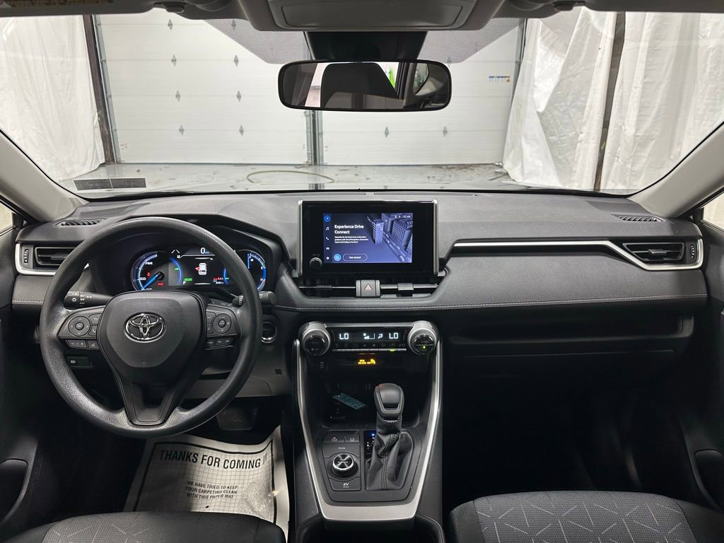 Used 2025 Toyota RAV4 XLE image 29