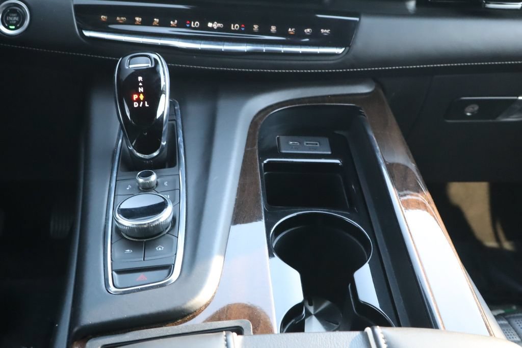 Used 2022 Cadillac Escalade ESV Sport Platinum AWD/4WD image 32