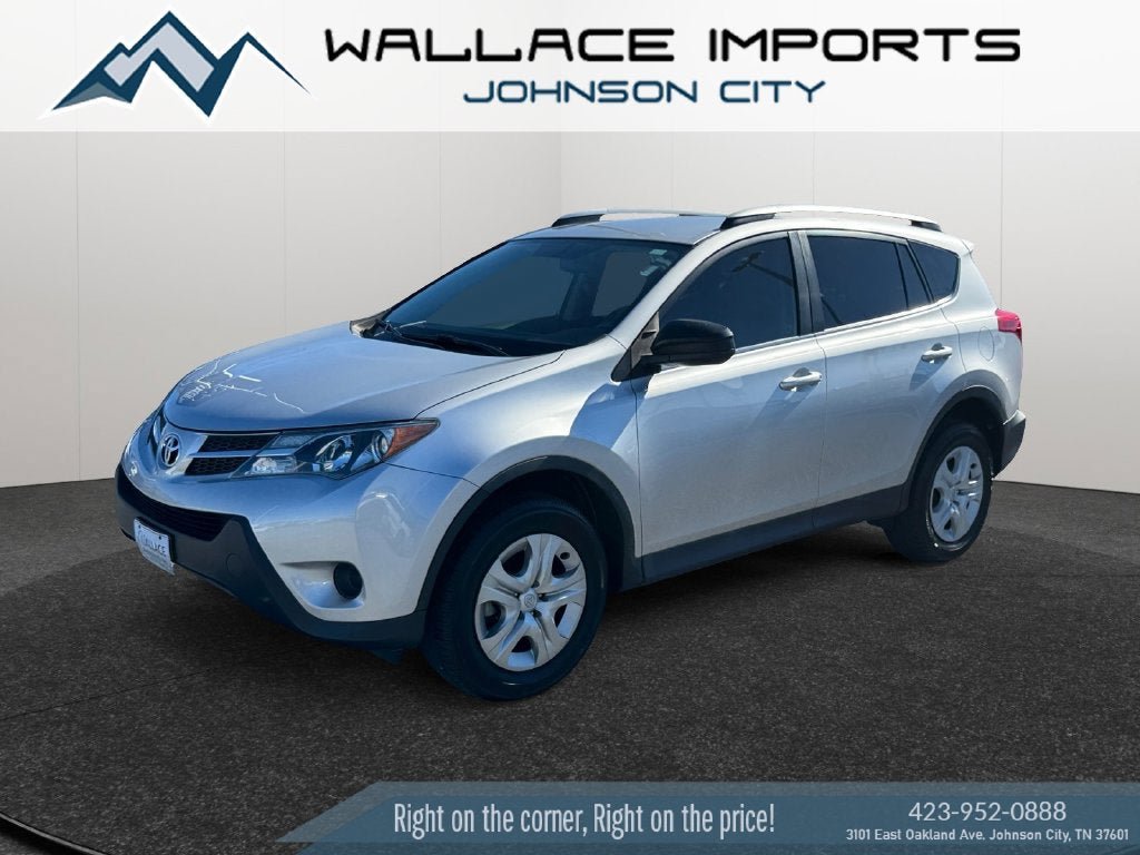 Used 2013 Toyota RAV4 LE FWD image 2