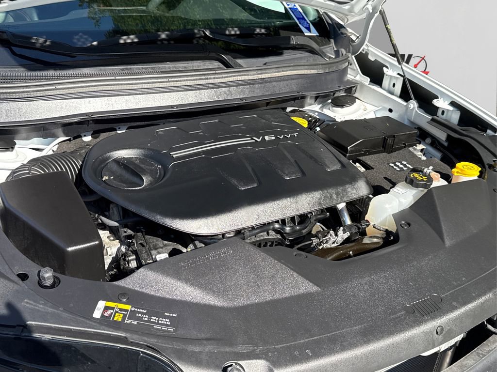 Used 2022 Jeep Cherokee Trailhawk image 13