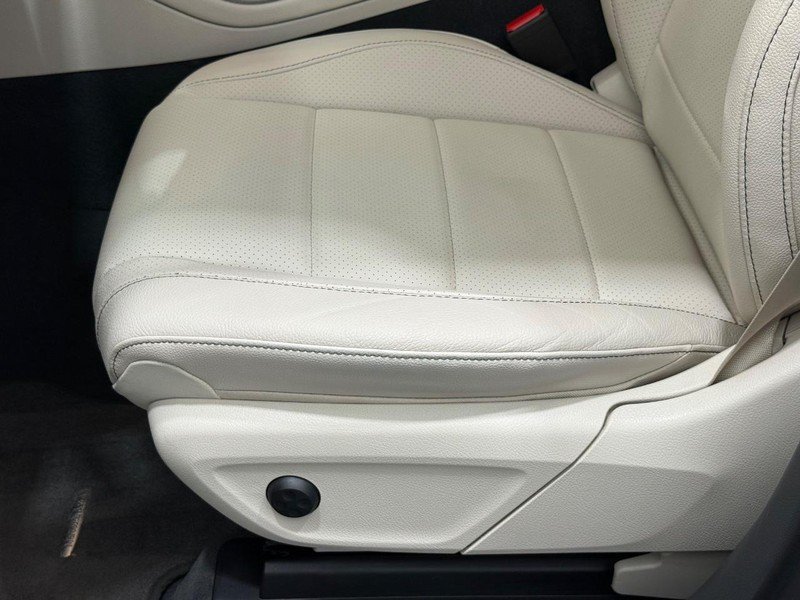 Used 2020 Mercedes-Benz GLS 450 4MATIC image 21