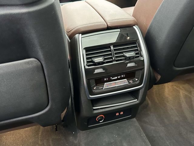 Certified 2024 BMW X7 xDrive40i image 21