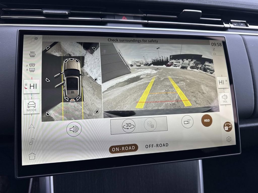 New 2026 Land Rover Range Rover SE image 21