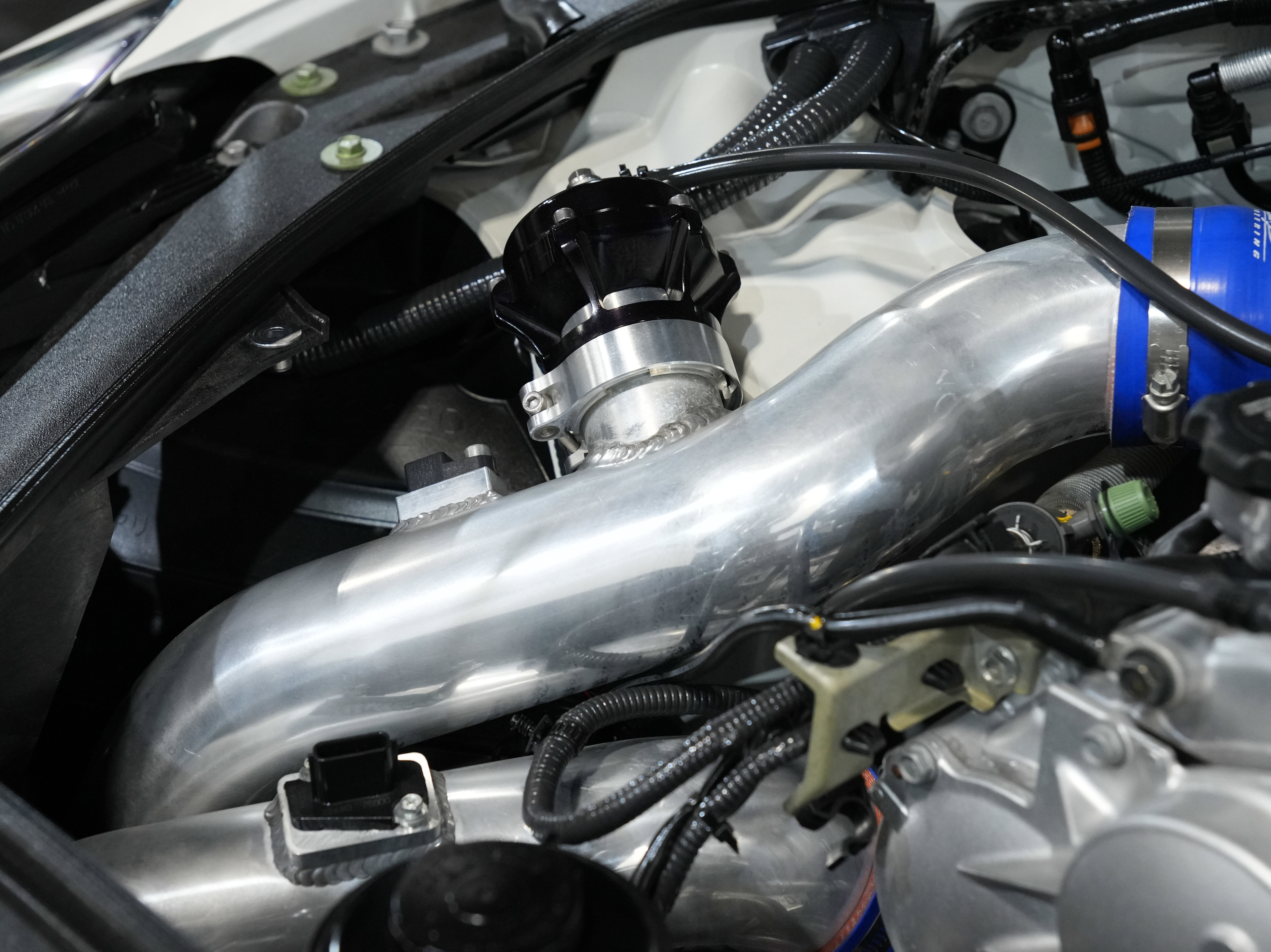 Used 2015 Nissan GT-R Black Edition image 48