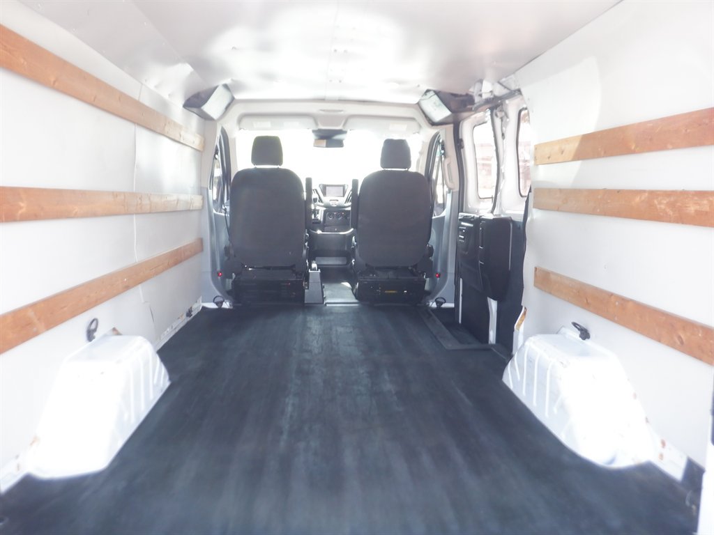 Used 2017 Ford Transit 250 130 Low Roof w/ Exterior Upgrade Package RWD image 5