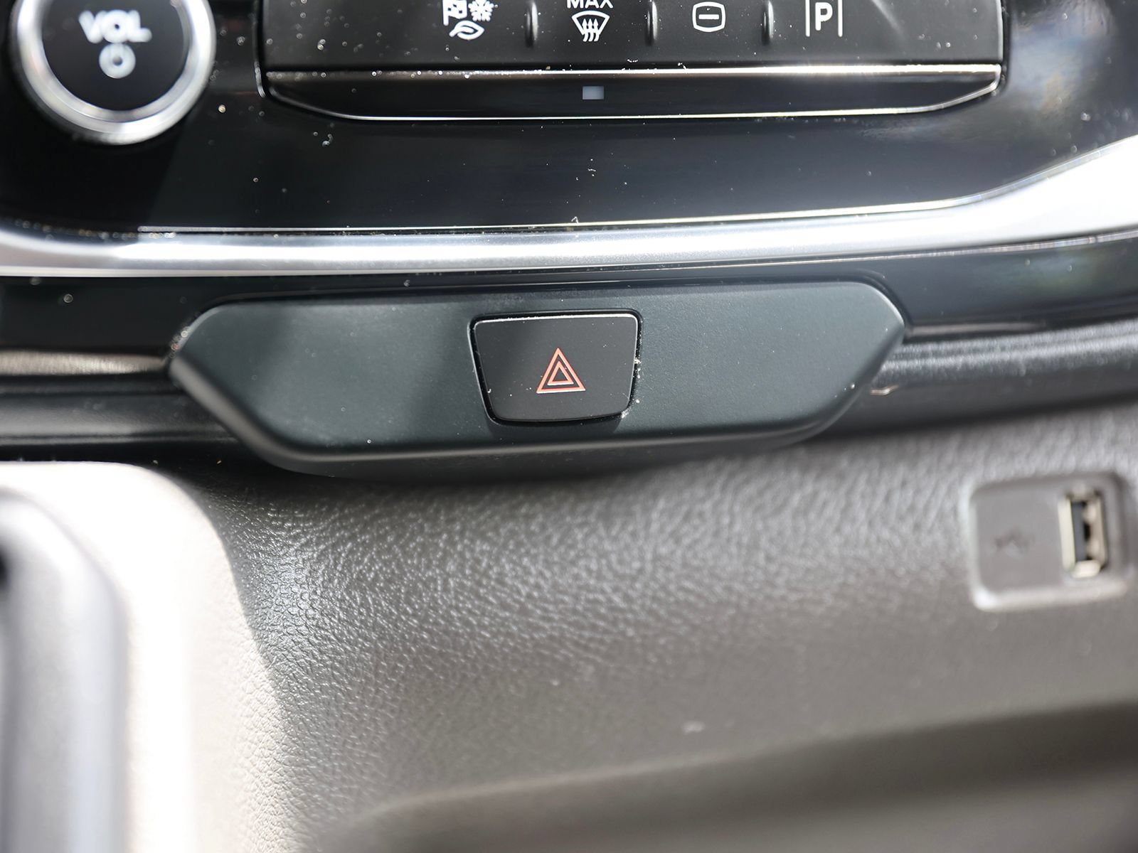 Used 2025 Ford Transit 350 XLT RWD image 27