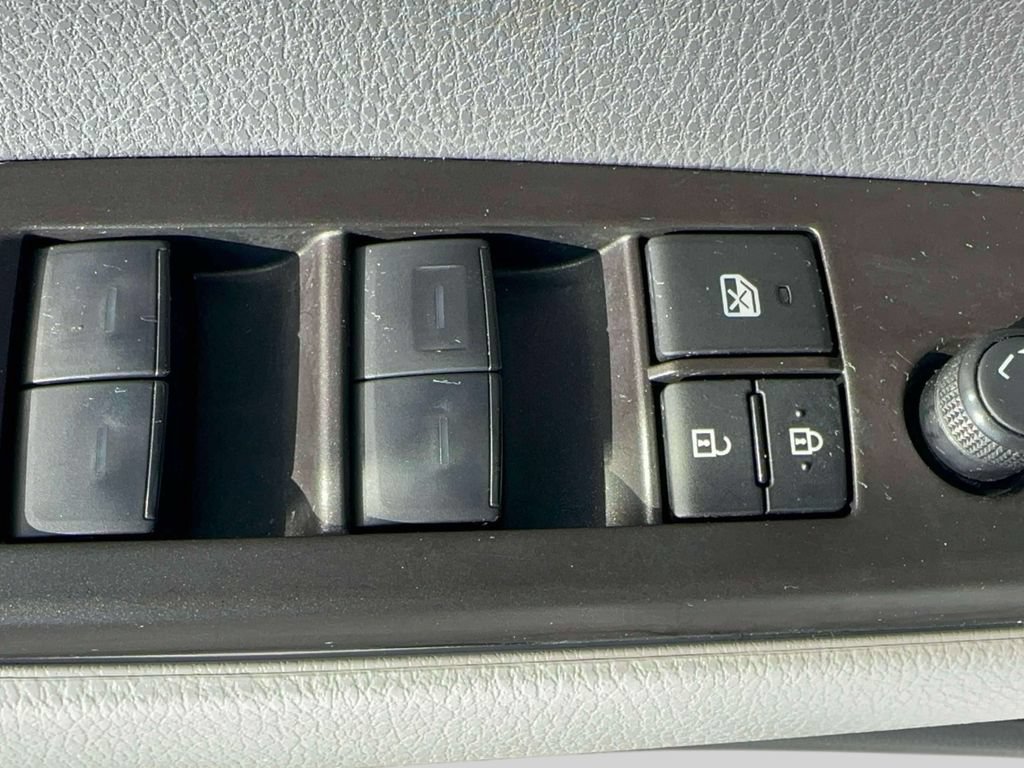 Used 2024 Toyota Camry SE AWD/4WD image 13