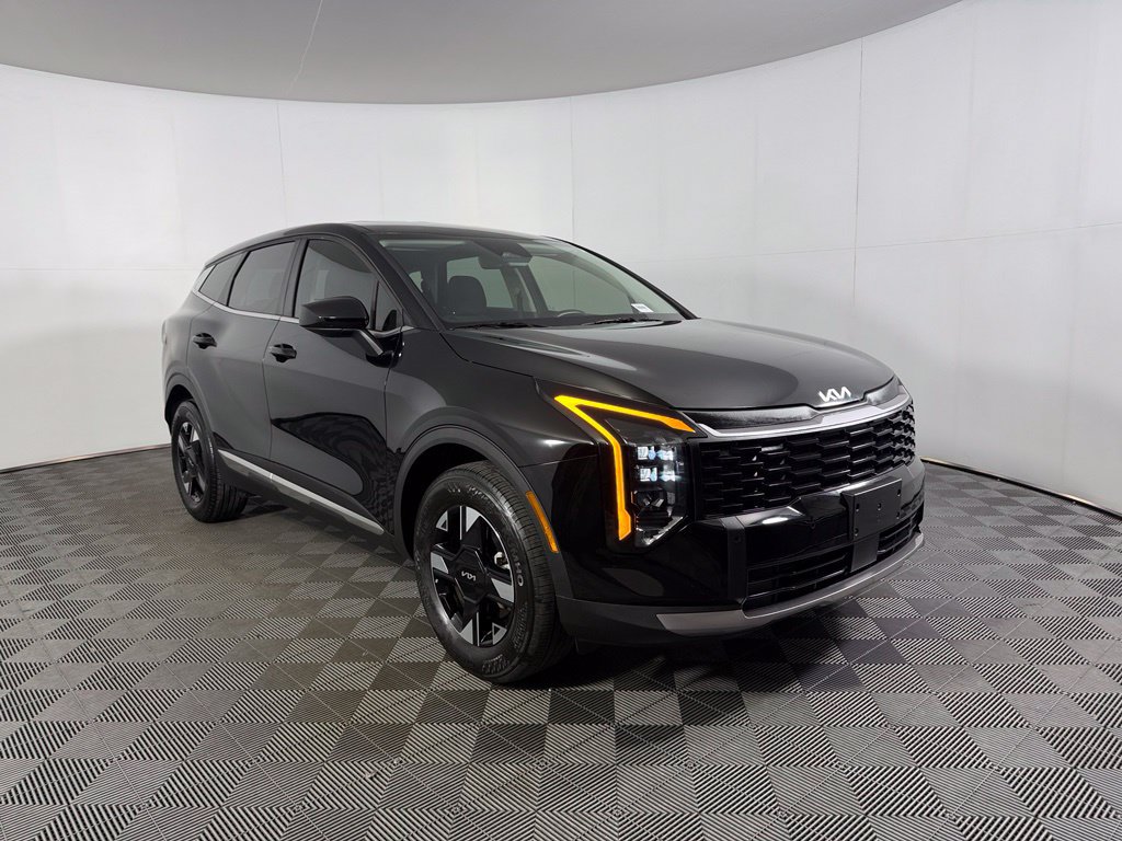 Used 2026 Kia Sportage LX AWD/4WD image 4