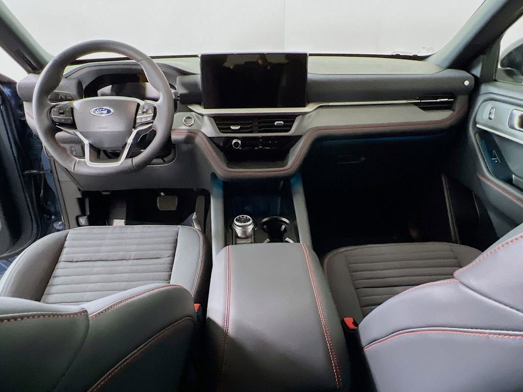 New 2026 Ford Explorer ST-Line w/ ST-Line Street Pack image 7