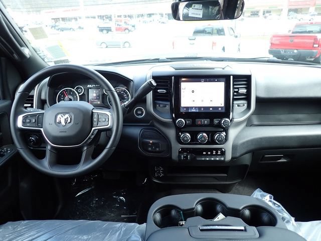 New 2026 RAM 2500 Tradesman AWD/4WD image 16