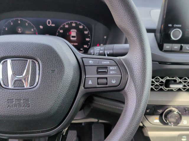 Used 2025 Honda Accord SE image 15
