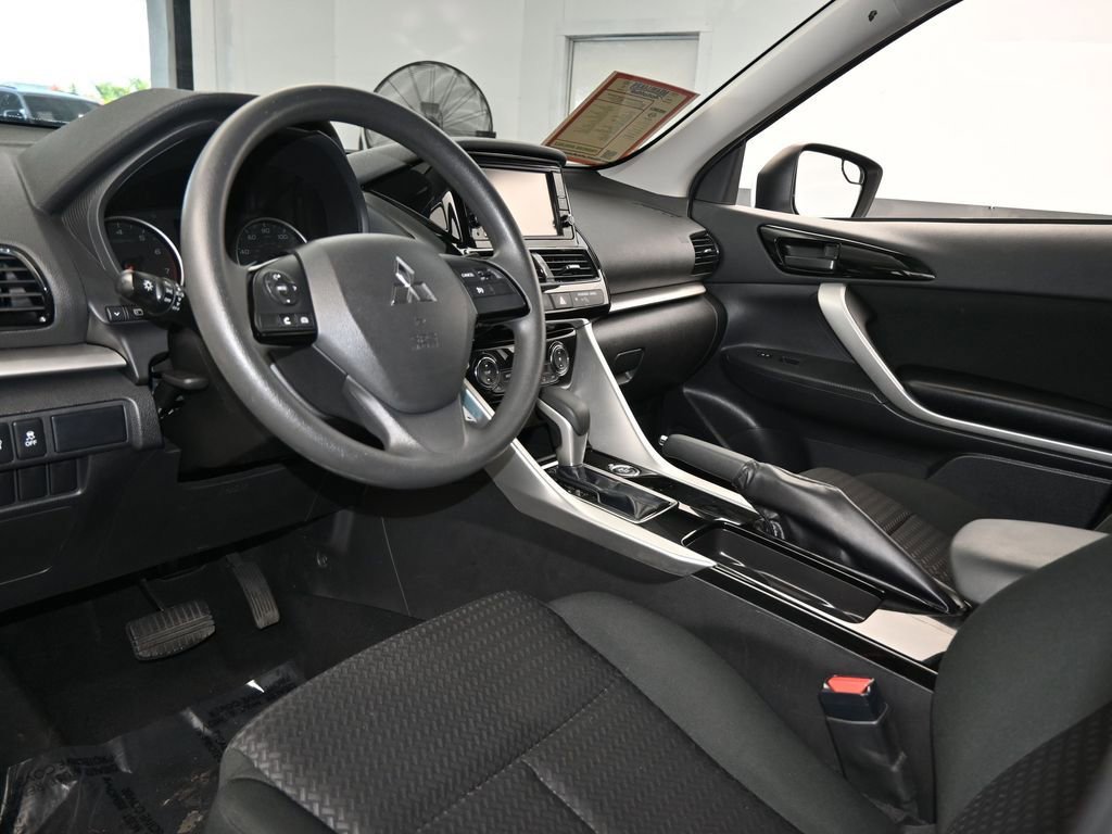 Used 2023 Mitsubishi Eclipse Cross ES image 12