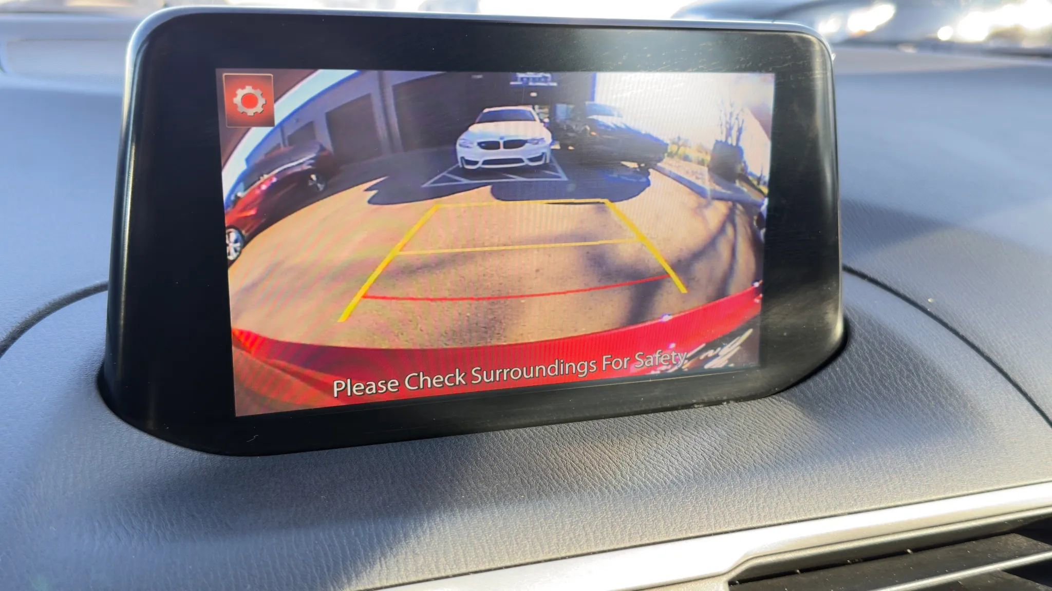 Used 2018 MAZDA MAZDA3 Touring FWD image 21
